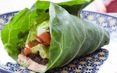 lettuce-wrap-on-plate